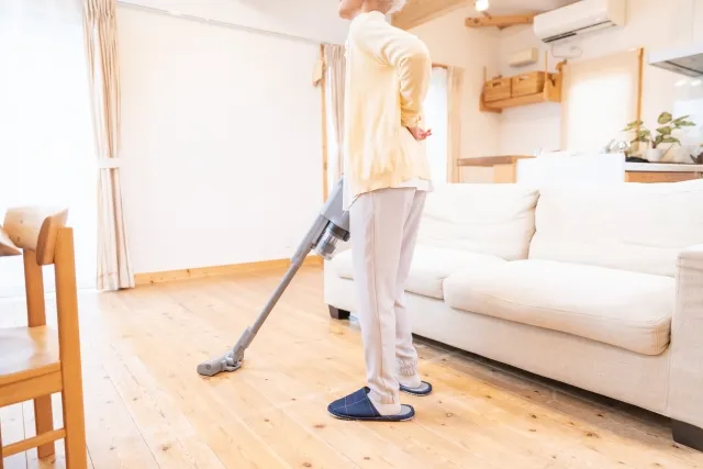 広島市内でお悩みの方も多い慢性腰痛治療なら、白島駅近くの当鍼灸整骨院で！